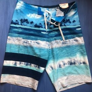 NWT Old Navy men’s swim trunks size 28